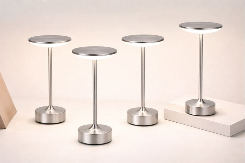 LED Lampe Wohnzimmer Stehlampe - Aufladbare Kabellose Akku Tischlampe - Moderne Design Lampe - Elegantes Ambiente Licht